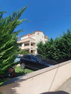 Apartmani Tomi